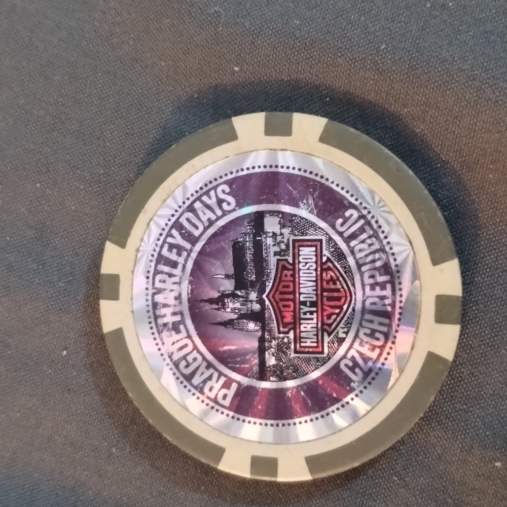 Very hard to find Czech Republic poker chip